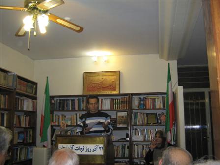 بابک آذرتات