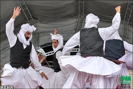 پایکوبی نوروزی در خراسان